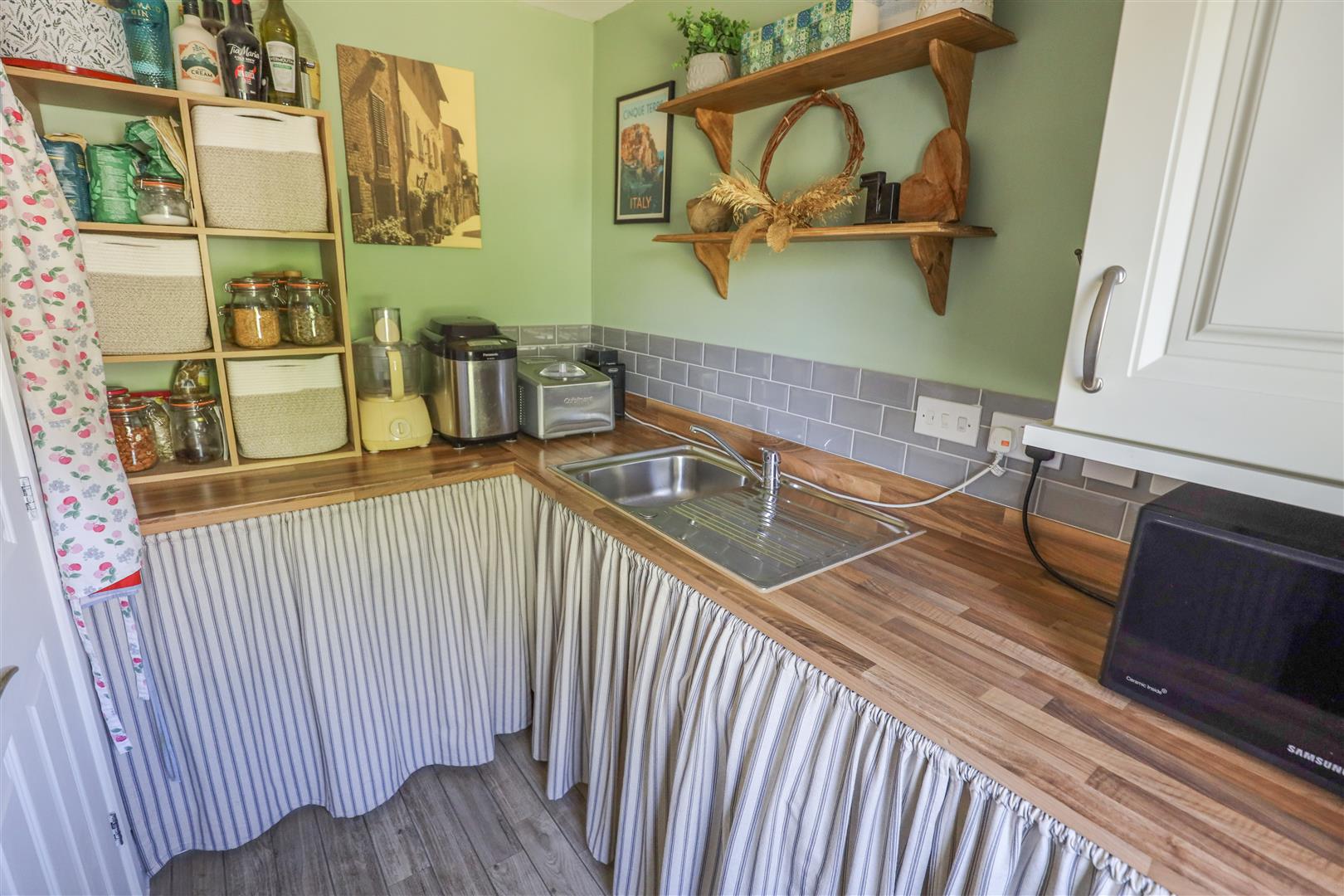 30 Timbers Green. Llangan, Vale Of Glamorgan, CF35 5AZ